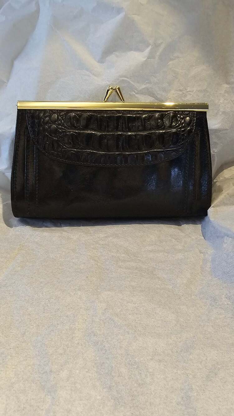 Reischauer Vintage Black Croc Embossed Leather Kisslock Clutch Wallet